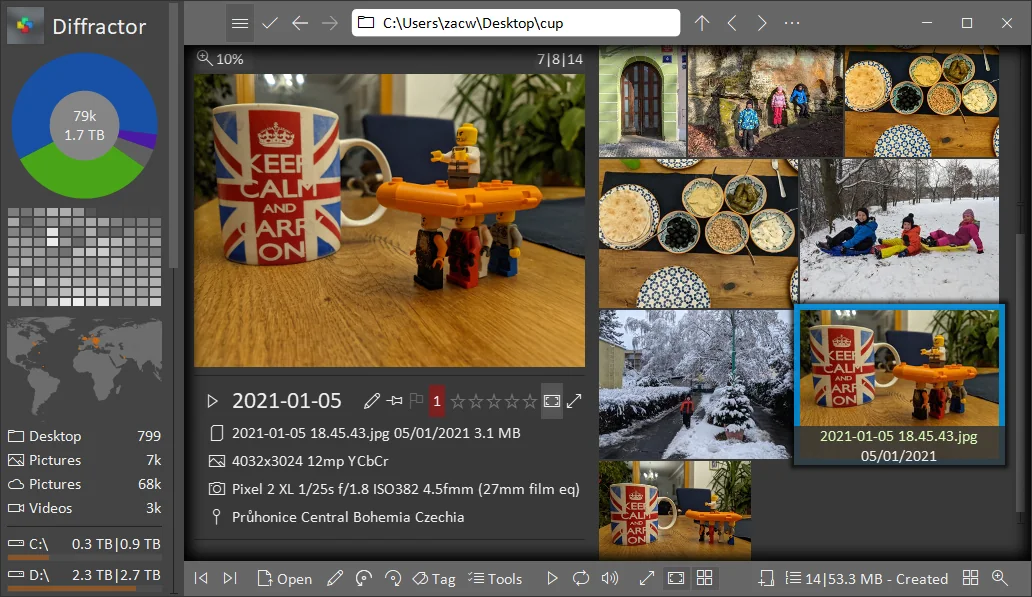 Diffractor browsing a photo library